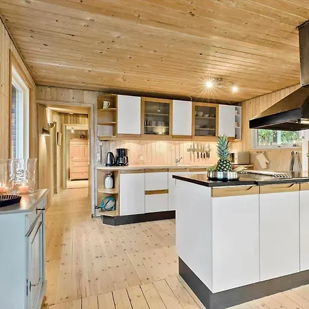 8829-glesborg-lyngvej-4 Semesterbostad